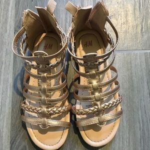 Sold!!!Girls sandals